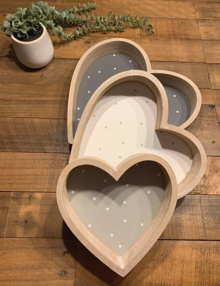 Set of 3 wooden shabby chic polka dot heart shaped trays
